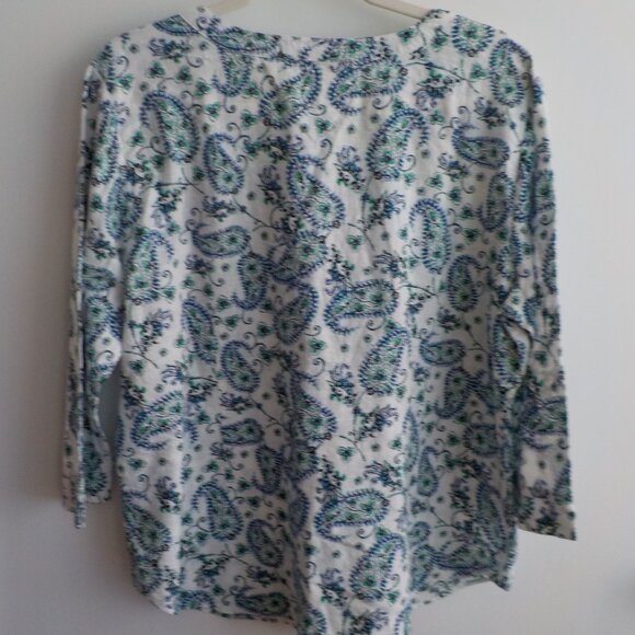 Van Heusen Blouse - Paisley - Cotton - White, Green, Blue - Size XL  (559) - Picture 6 of 6
